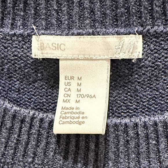 H&M Dark Blue Cable Knit Sweater - Picture 2 of 4
